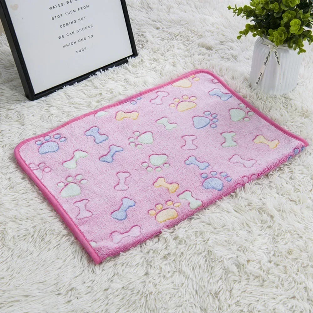 Dog Blanket Washable Fuzzy Soft Pet Mat Throw Cover for Kennel Crate Bed Cute Paw Pattern Puppy Cat Bed Blanket Mat Pet Blankets
