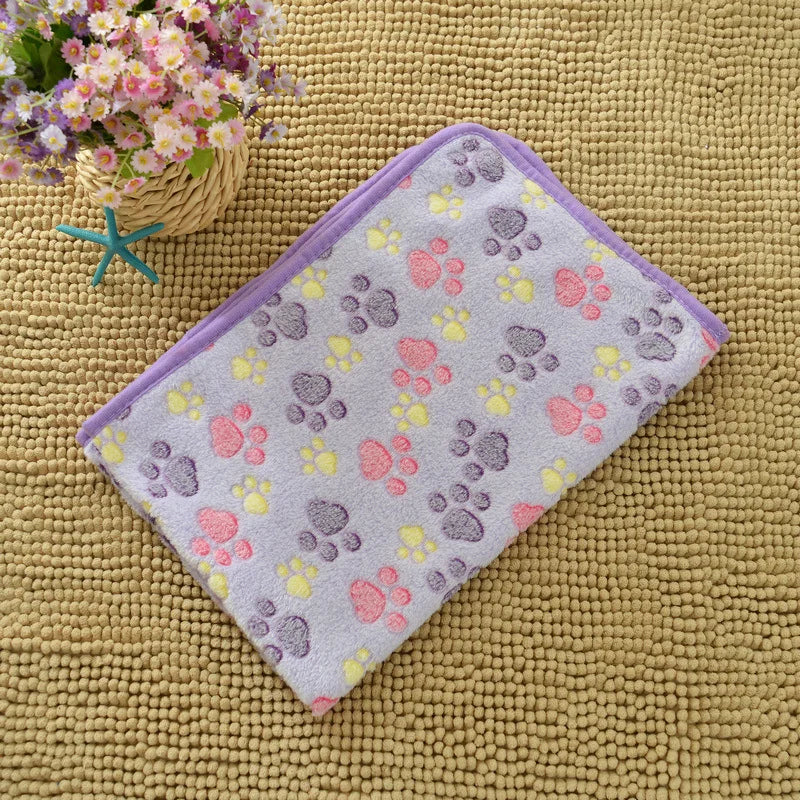 Cute Flannel Pet Blanket Cartoon Dog Paw Print Blanket Pet Mat for Cats and Dogs Warm and Comfortable Blanket for Puppy Kitten