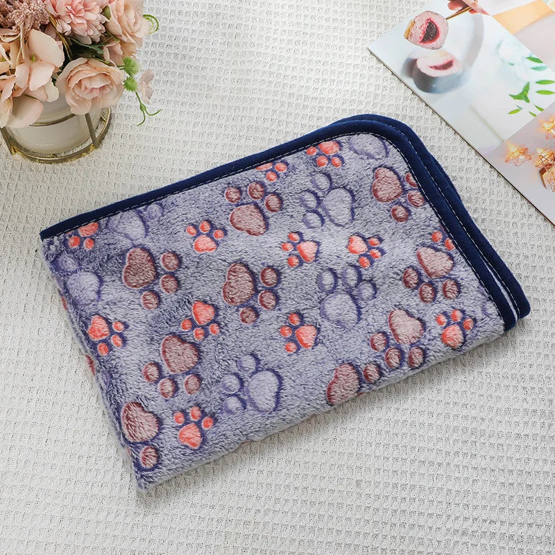 Cute Flannel Pet Blanket Cartoon Dog Paw Print Blanket Pet Mat for Cats and Dogs Warm and Comfortable Blanket for Puppy Kitten