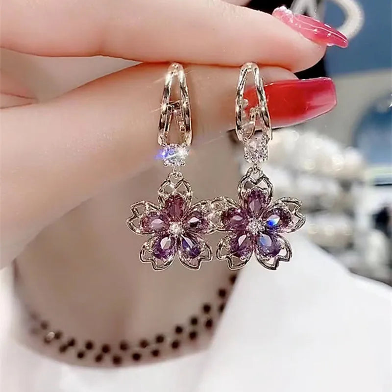 French Vintage Crystal Zircon Red Maple Leaf Earrings for Women Temperament Rhinestone Tassel Earrings Party Jewelry Bijoux Gift